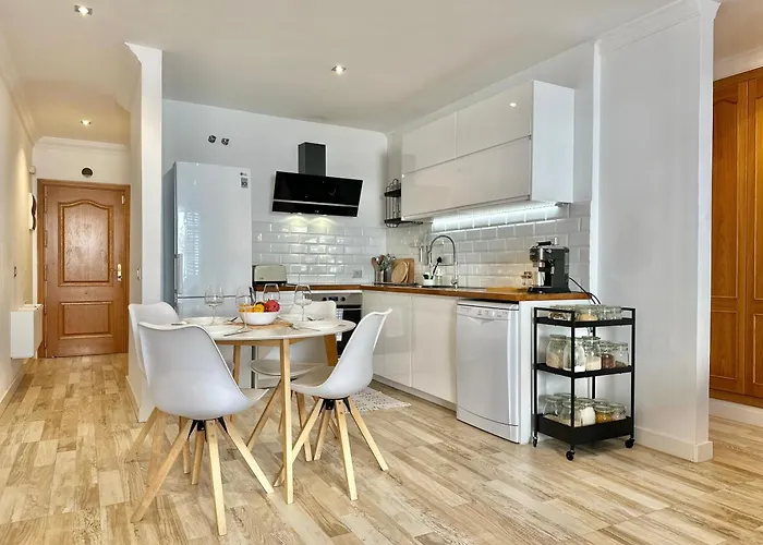 דירה Casa Elsa With Free Parking לוס אבריגוס