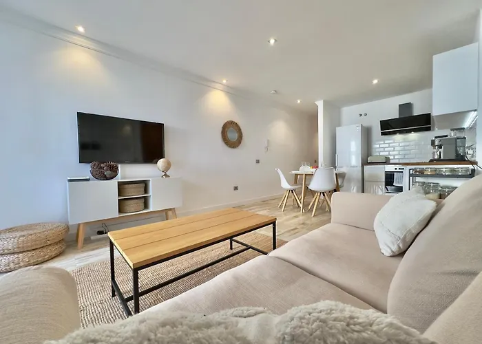 Casa Elsa With Free Parking דירה לוס אבריגוס