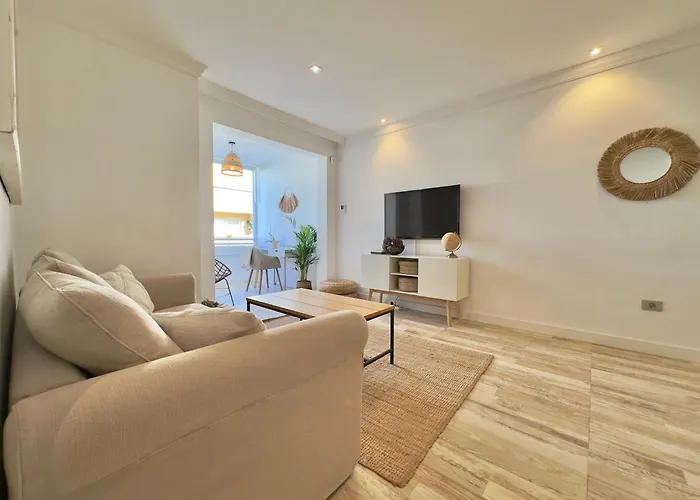 Casa Elsa With Free Parking * לוס אבריגוס